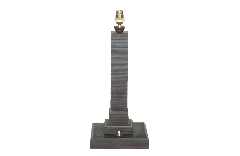 Stylish Art Deco style leather table lamp in the manner of Hermes. 