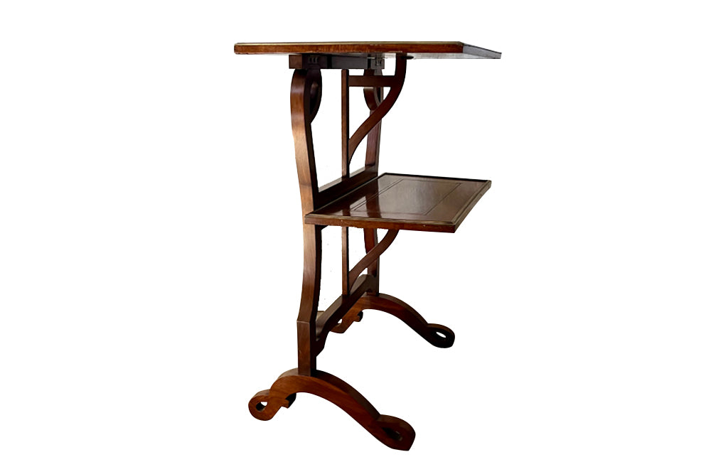 19th Century walnut tea table attributed to the renown French name of Giroux - French Antique Furniture