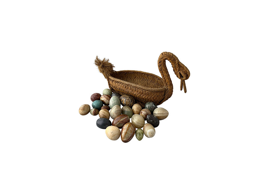 STRAW SWAN BASKET COLLECTION OF DECORATIVE EGGS