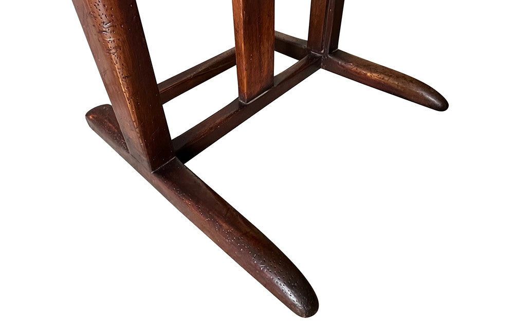Charming rustic easel with sliding height adjustable shelf .