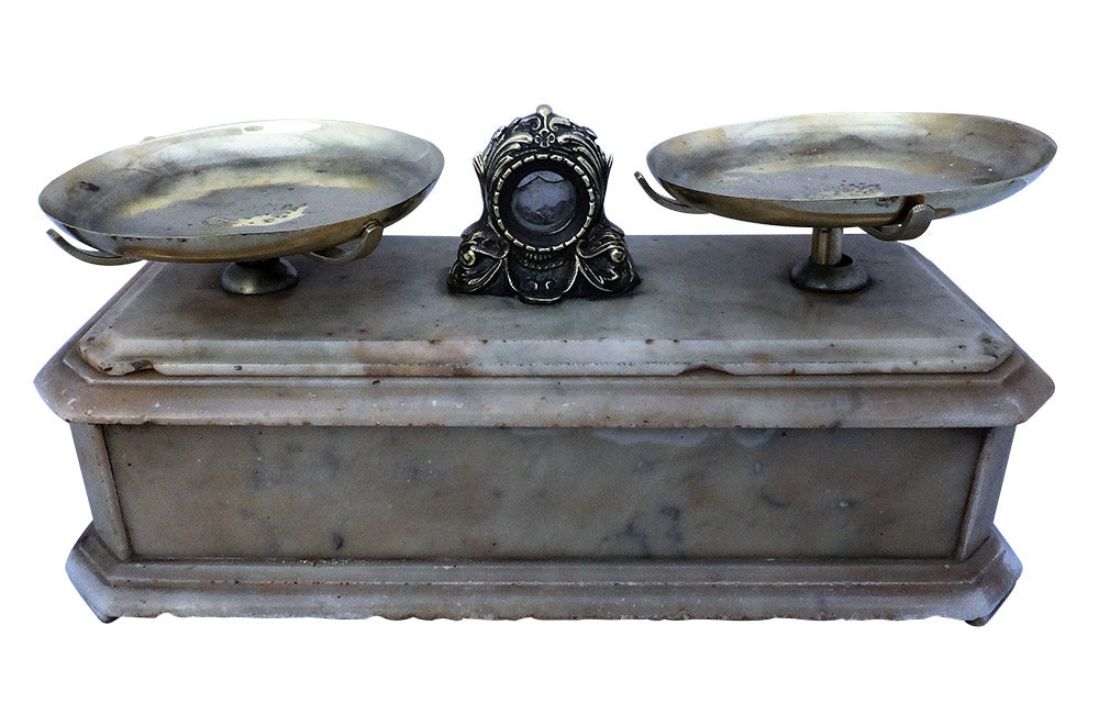 CHARMING PETITE MARBLE SCALES