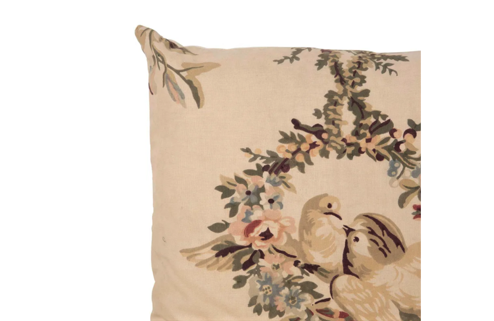 PAIR OF KISSING DOVES CUSHIONS