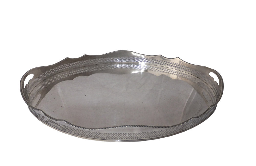 ELEGANT SILVERPLATE OVAL TRAY