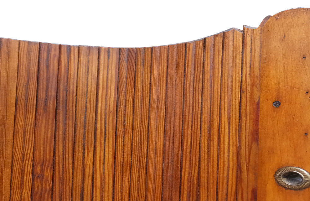 VINTAGE ROLLING SCREEN