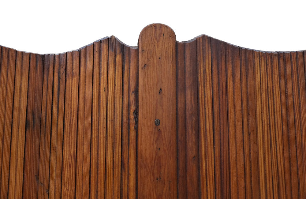 VINTAGE ROLLING SCREEN
