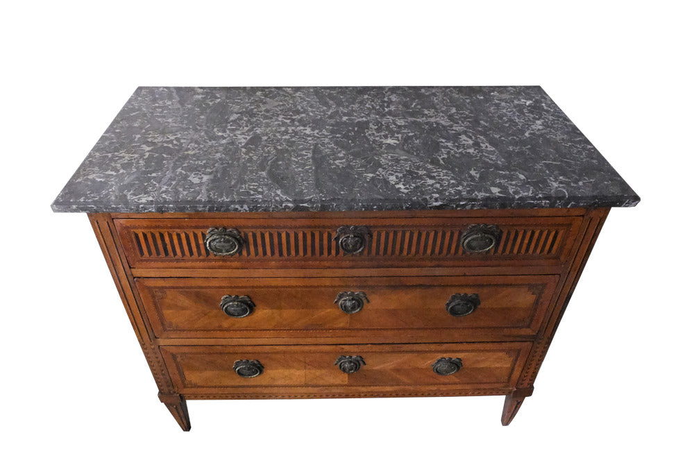 18TH CENTURY MARQUETRY COMMODE