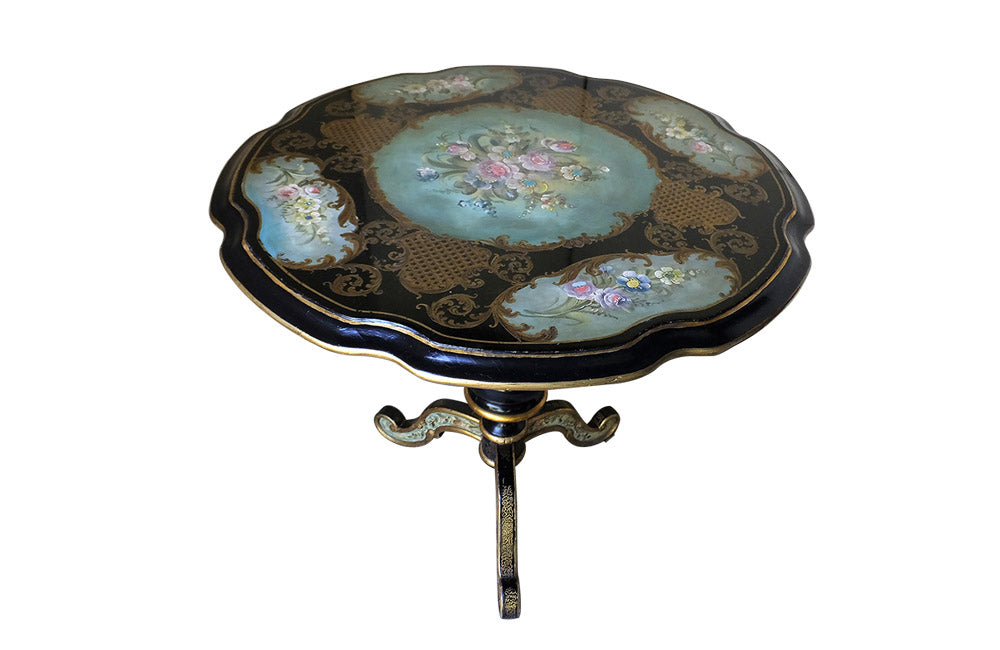 DECORATIVE ITALIAN TILT-TOP TABLE