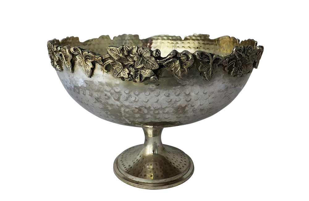 HAMMERED SILVER PLATE VASQUE