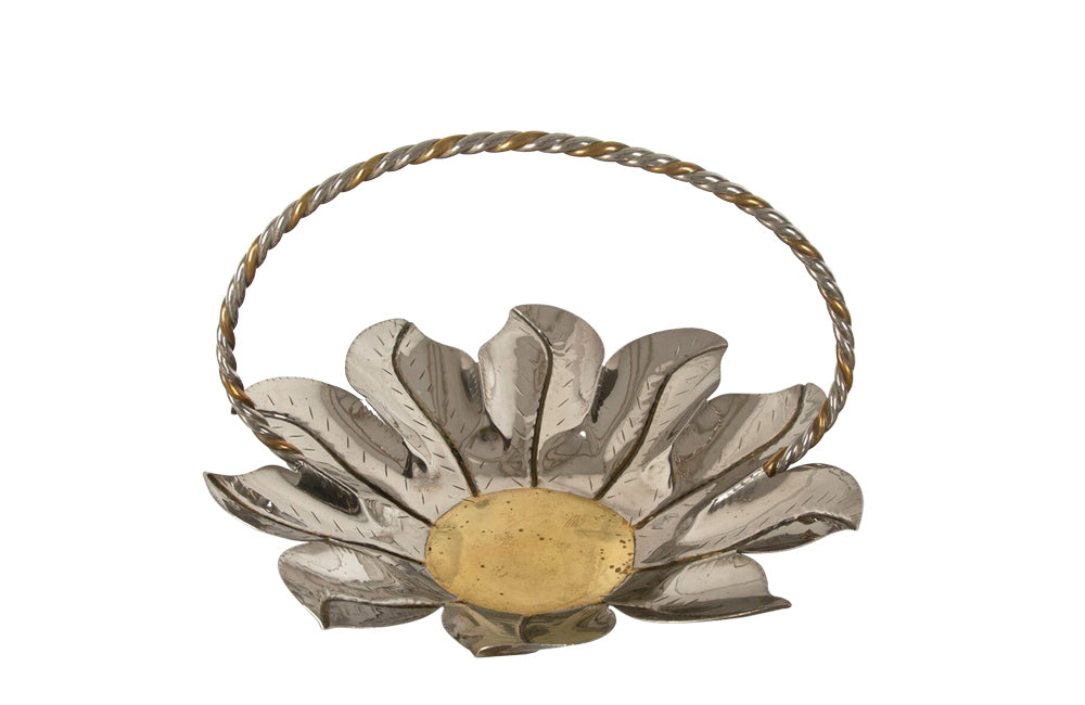 HUGE SUNFLOWER BASKET CENTREPIECE