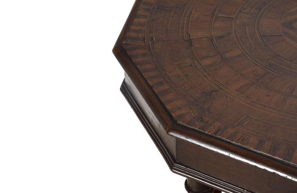 19TH CENTURY ITALIAN MARQUETRY GUERIDON