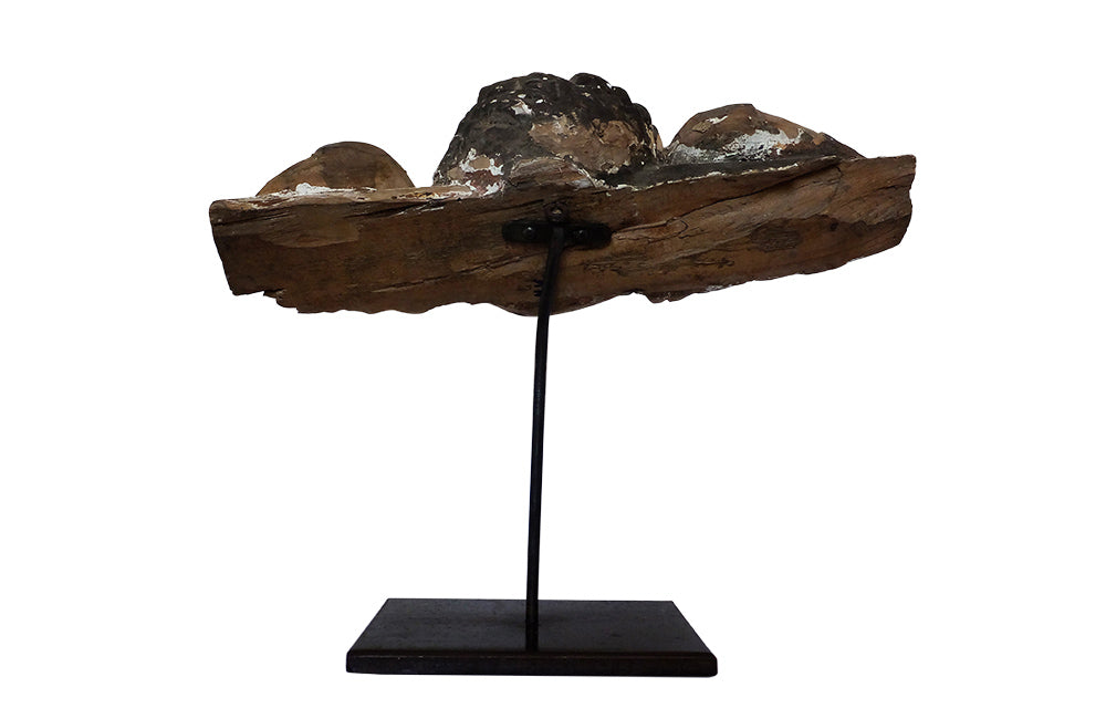 18TH CENTURY CARVED WINGED ANGEL HEAD