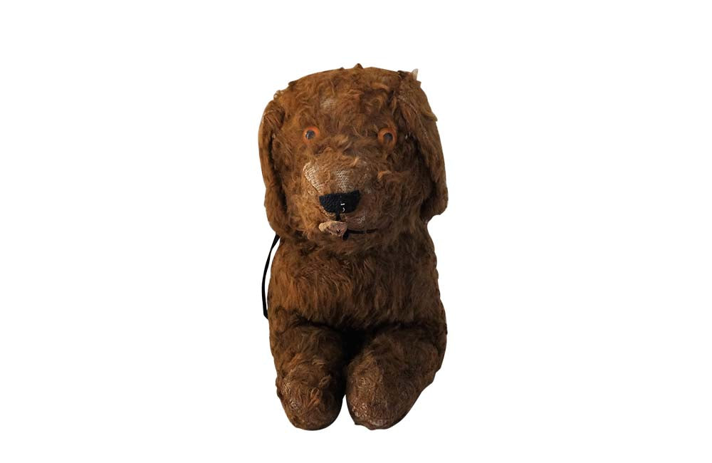 SEATED BROWN FRENCH TOY DOG