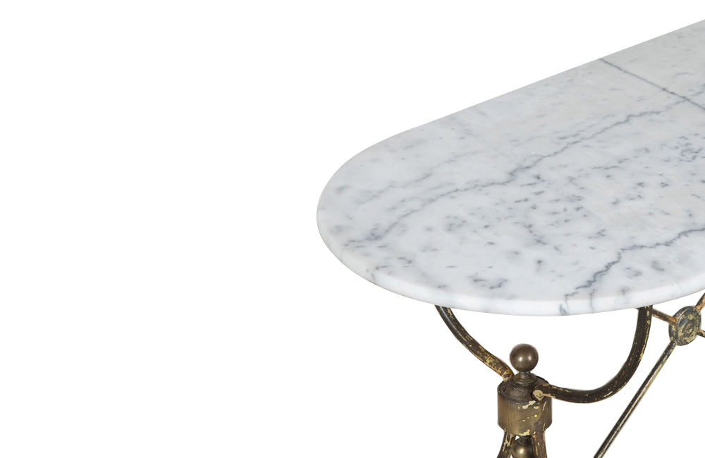 Beautiful 19th Century French boucherie or patisserie presentation table with oval marble top