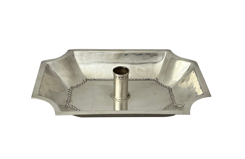 Chic 20th Century Spanish,&nbsp;elegant silver plate candleholder in recessed octagonal shaped tray