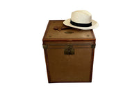 A charming early 20th Century French travelling hat trunk. 