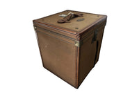 A charming early 20th Century French travelling hat trunk. 