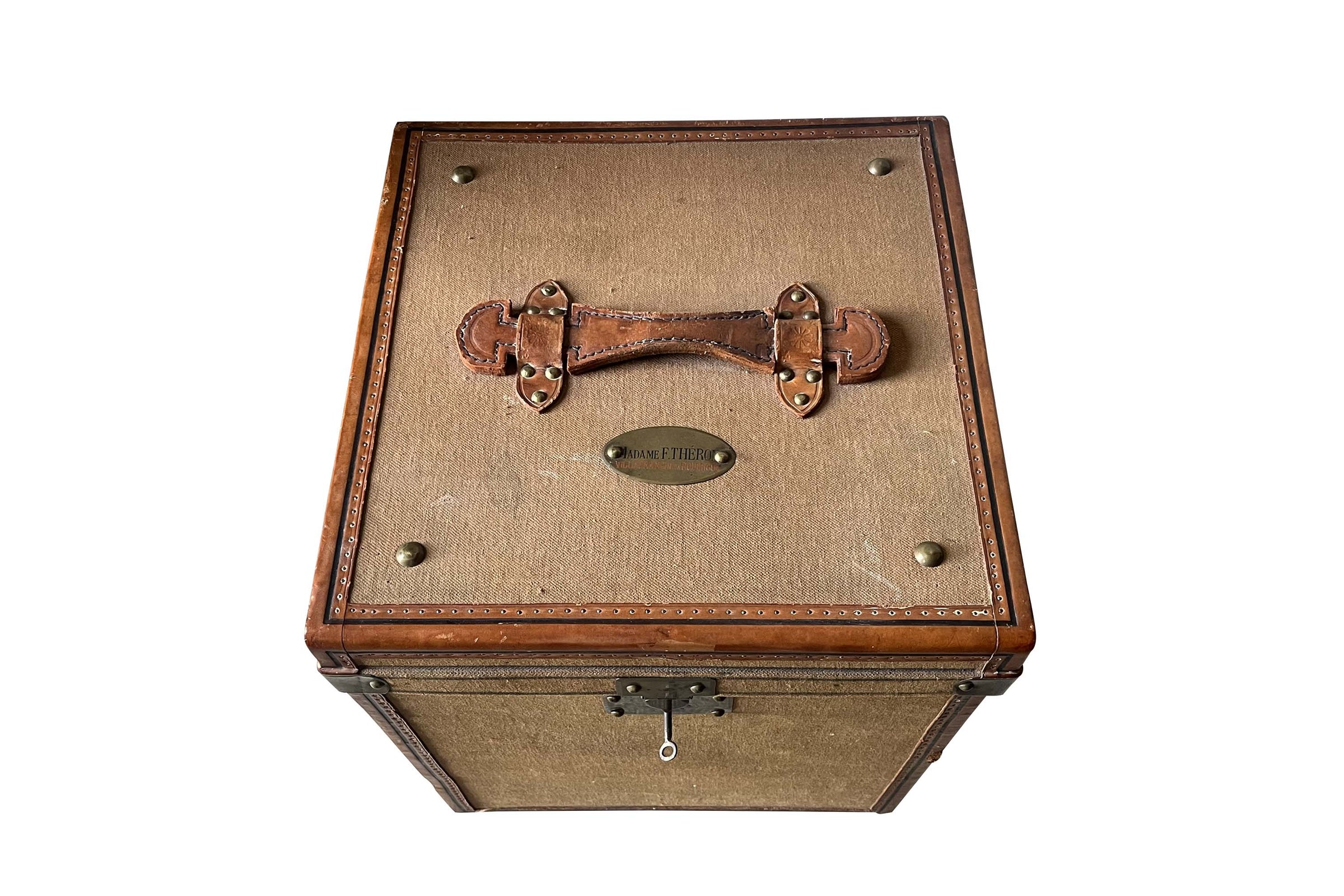 A charming early 20th Century French travelling hat trunk. 