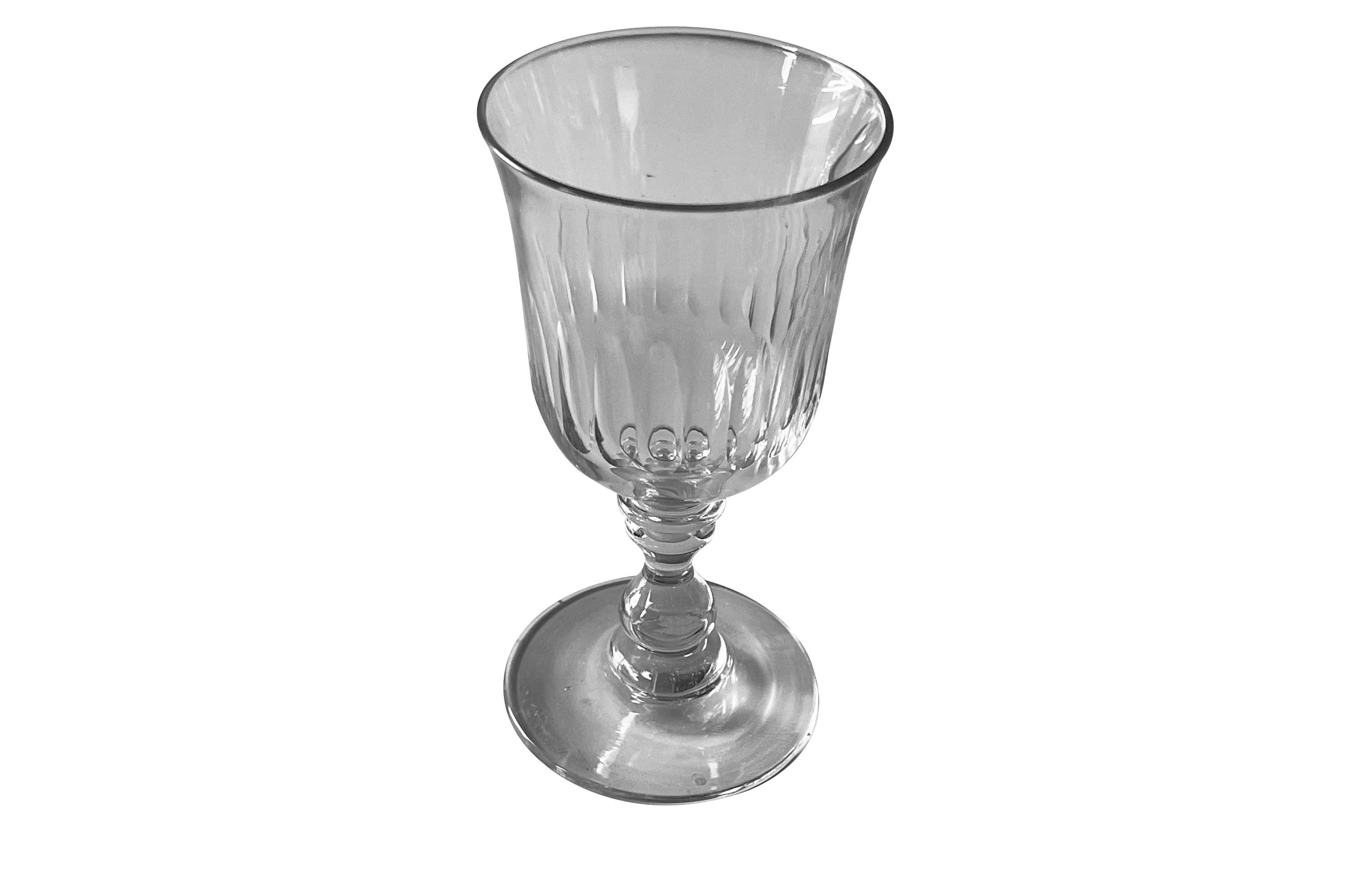 SET OF TEN EARLY 20TH CENTURY HAND-BLOWN FRENCH WINE GLASSES