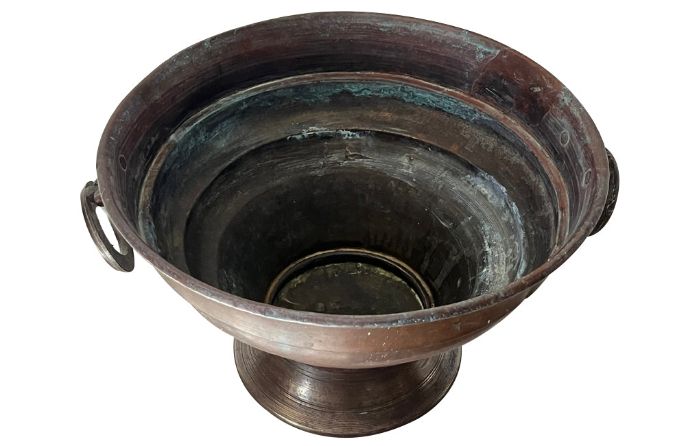 Antique wine cooler or champagne vasque in copper and brass. French antiques. 