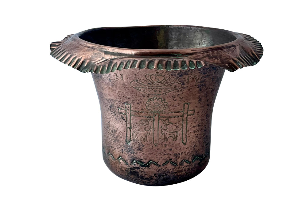 Copper champagne or ice bucket decorated with the armorial crest and coat of arms of King Henry IV - French antiques