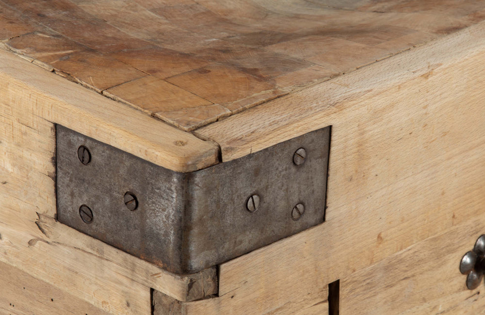 Substantial French butcher's block (billot de boucher) dating from the early 20th Century.