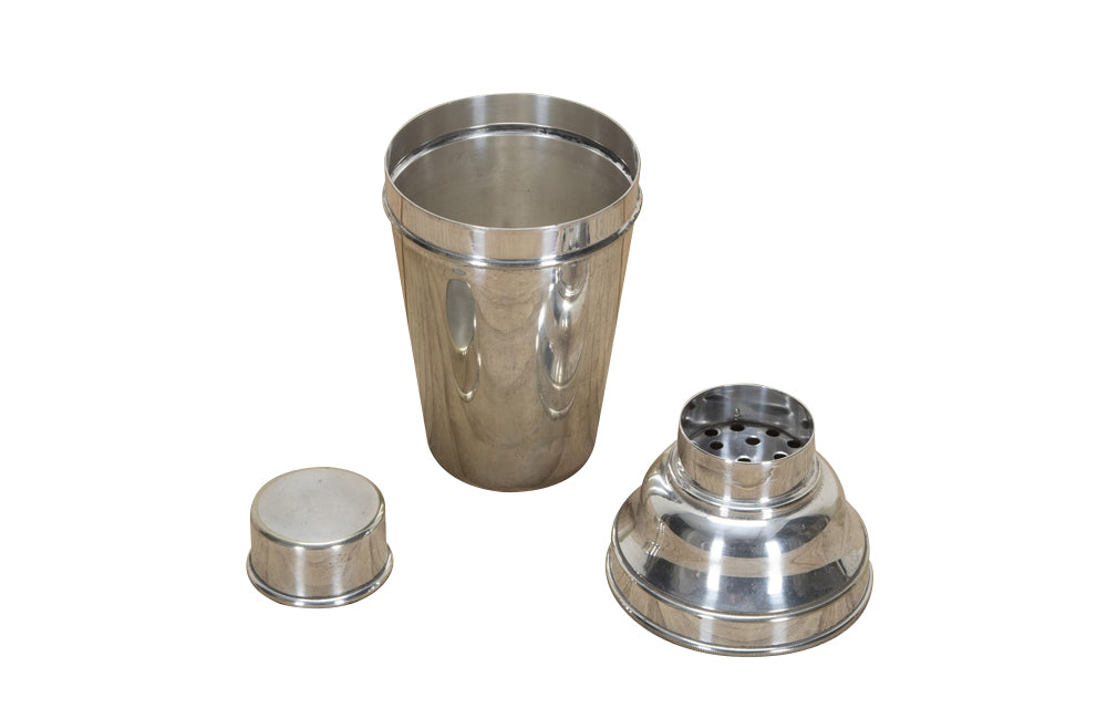 Early 20th Century English Art Deco silver plated cocktail shaker.