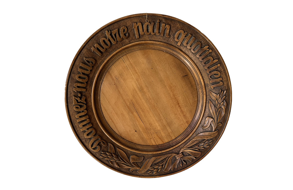 ROUND CARVED BREAD BOARD