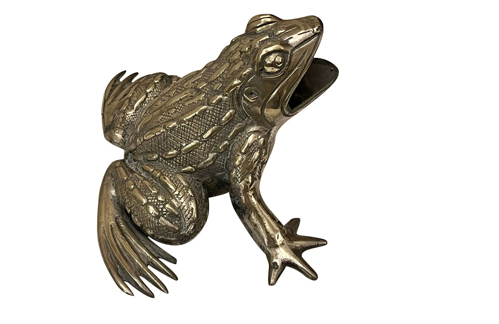 LARGE MID-CENTURY ITALIAN SILVER PLATE FROG