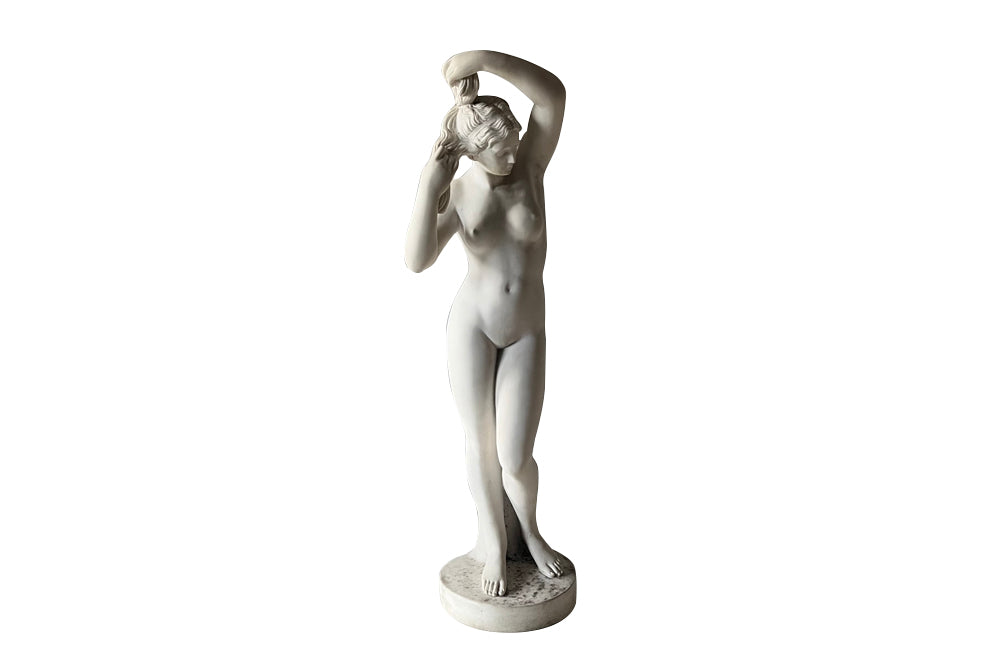 20th Century marble statue of Venus Anadyomene