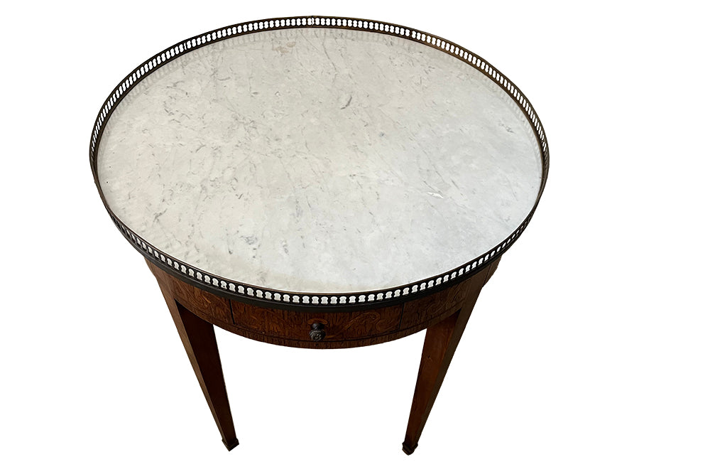 Italian bouillotte gueridon table in the Louis XVI style with pretty marquetry decoration.