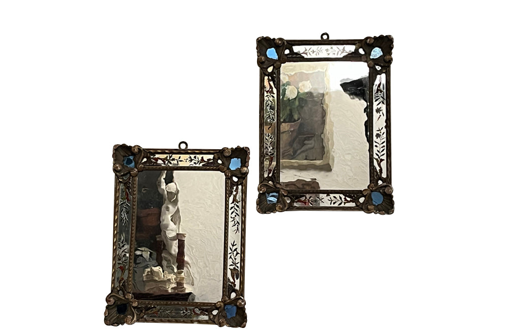 Beautiful rare pair of small 19th century Italian carved giltwood and verre eglomise mirror