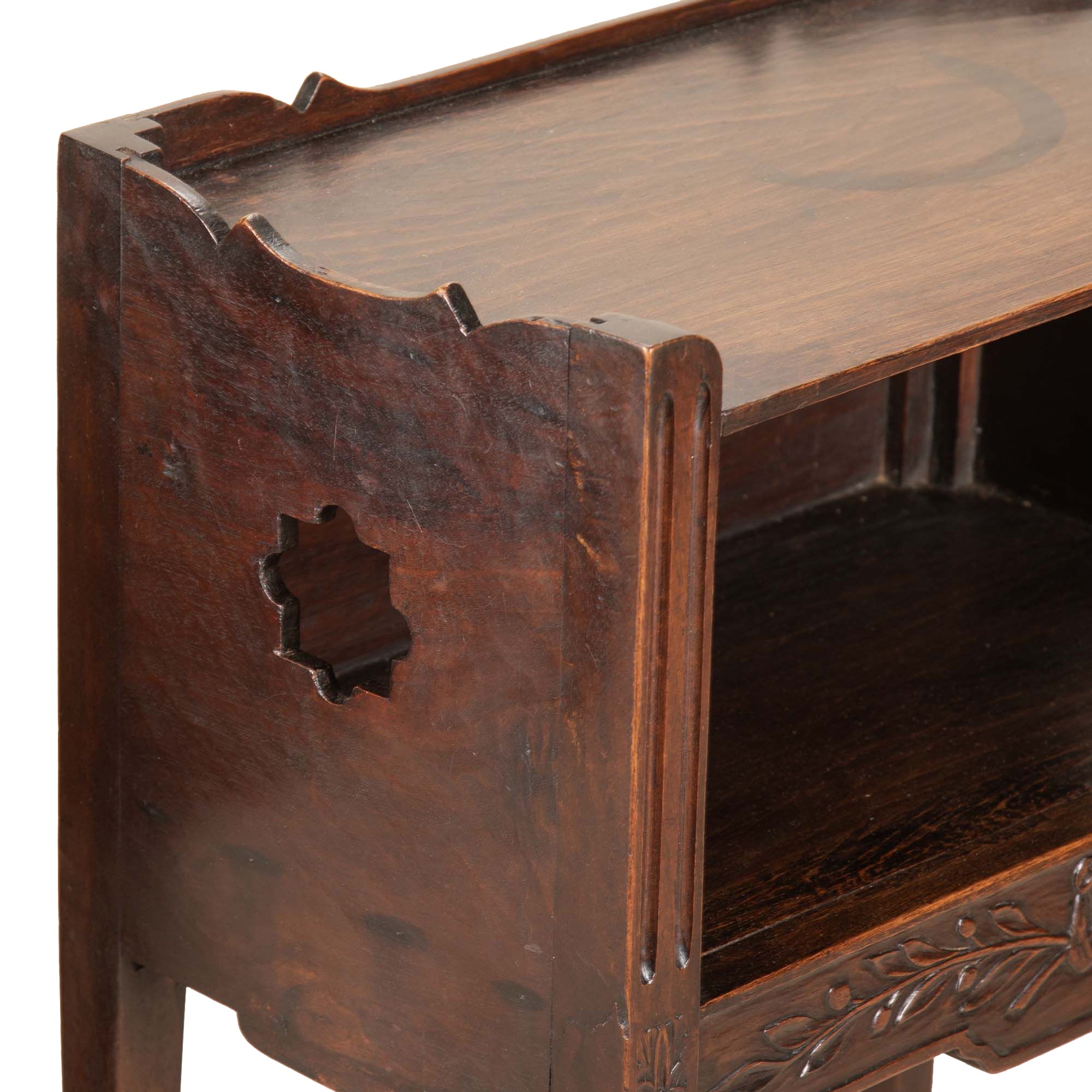 Pair of Early 20th Century French Louis XVI Revival Nightstands