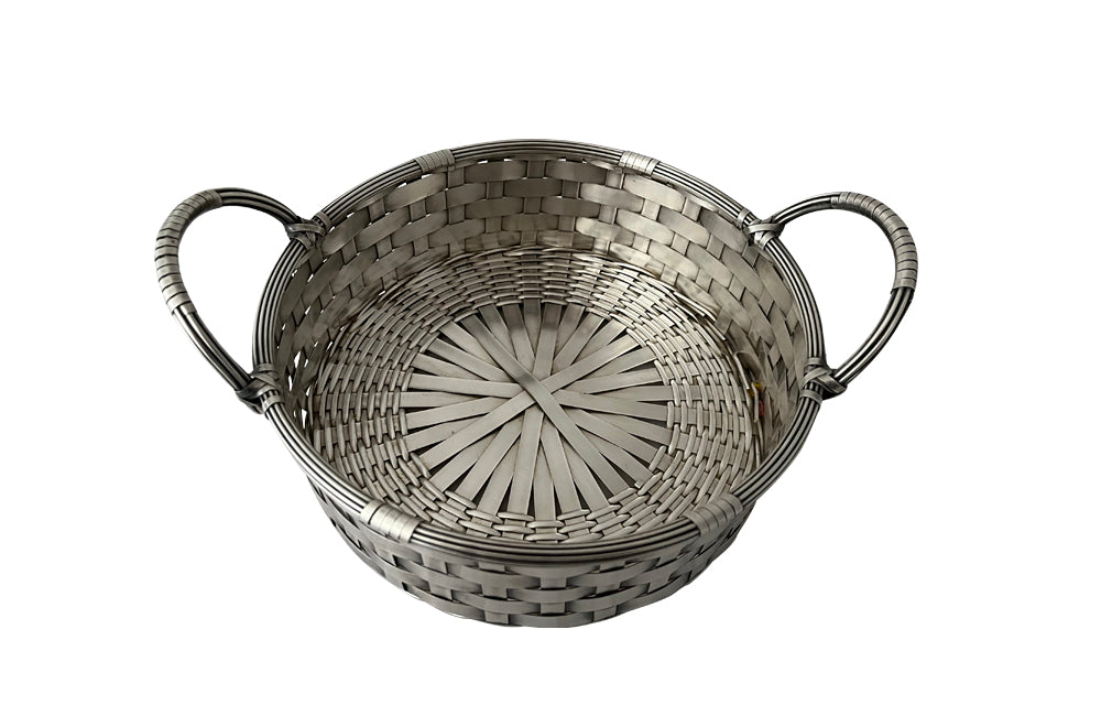 20th century elegant round French silver plate woven basket with handles. 