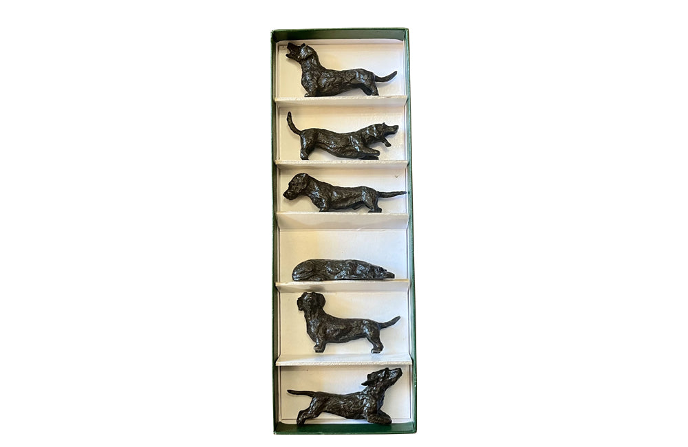 Vintage Knife rests in the form of dogs stamped 'La Licorne, Paris - Decorative Antiques