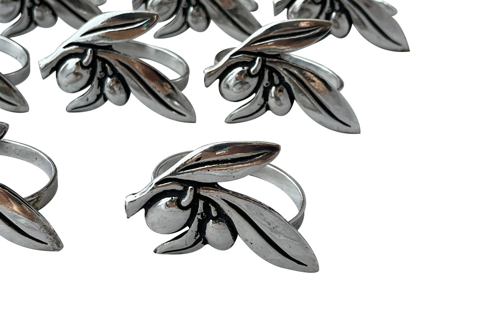 Decorative set of twelve 20th Century French silver plate napkin rings.