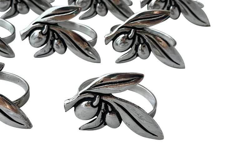 Decorative set of twelve 20th Century French silver plate napkin rings.