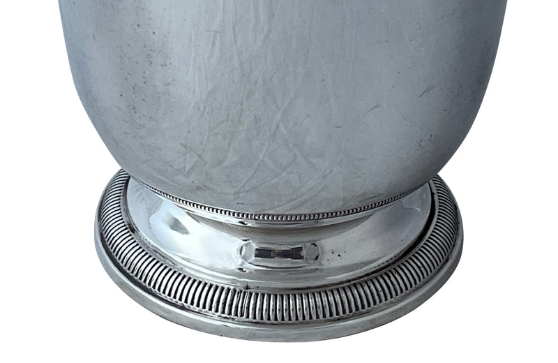 Elegant 20th Century French silver plate champagne bucket or wine cooler with lions head ringed handles.