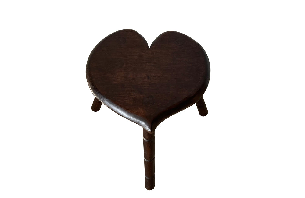 Charming vintage tripod milking stool with heart shaped seat. Circa 1960 - French Antique Furniture