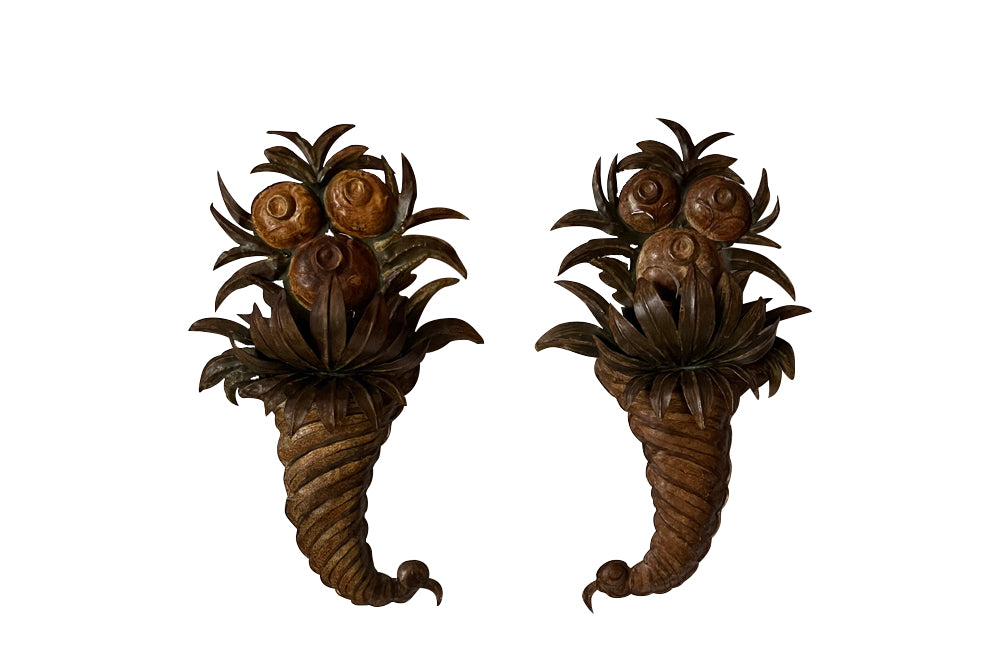 Pair of antique French tole wall lights in the form of cornucopia - French Antique lighting