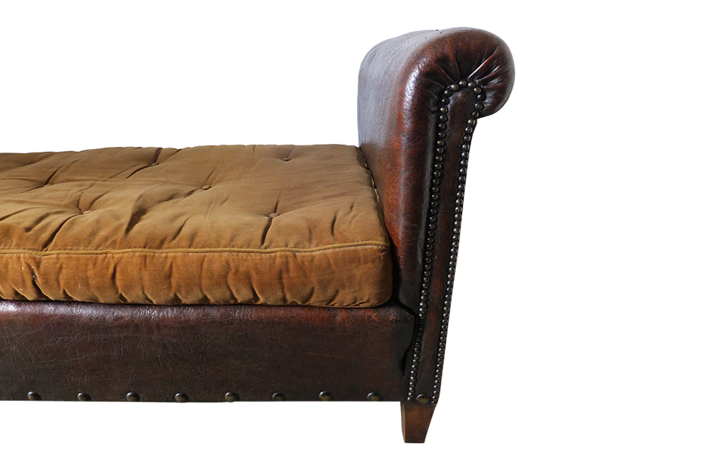 FRENCH LEATHER DAYBED