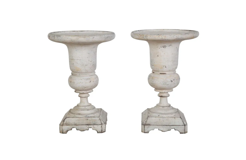 PAIR OF ITALIAN WOODEN 'MEDICI URN' FINIALS