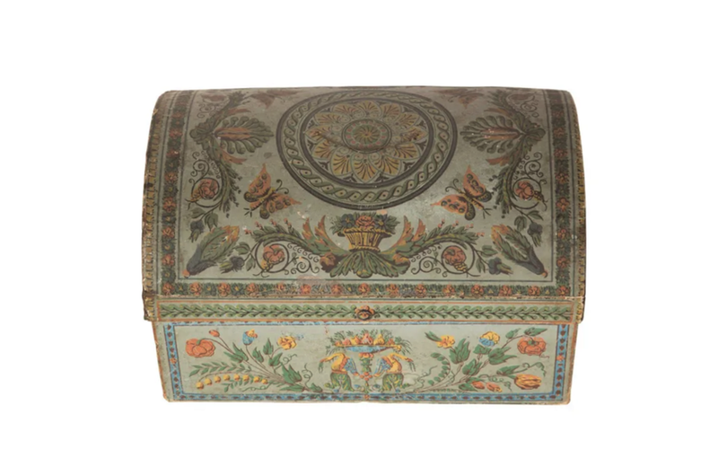 18TH CENTURY MARRIAGE COFFER