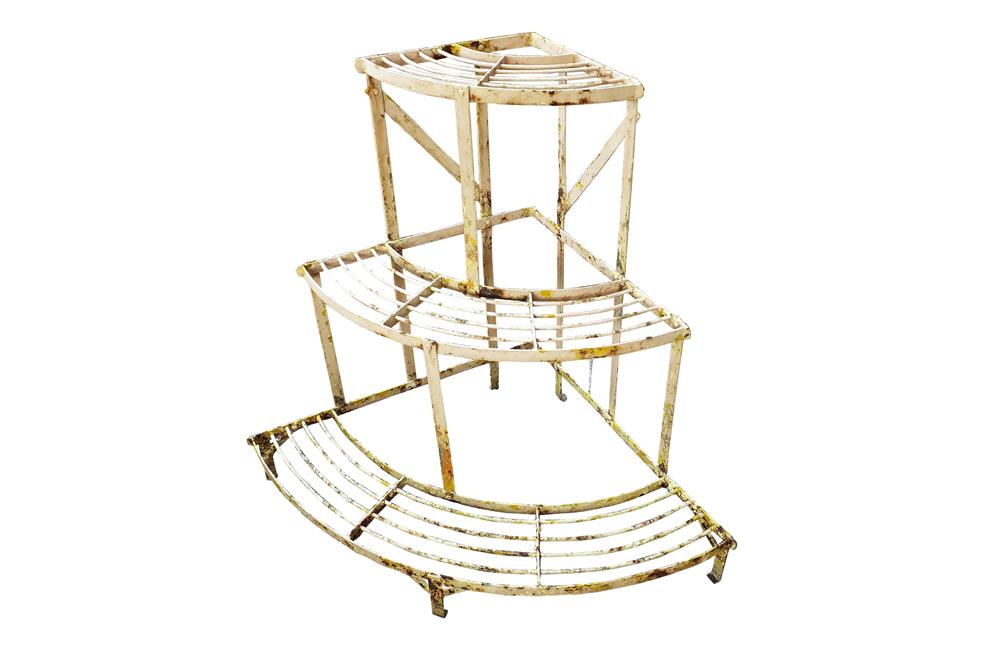 FRENCH IRON PLANT STAND