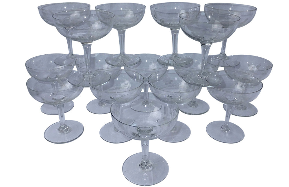 SET OF 18 VINTAGE CHAMPAGNE COUPES
