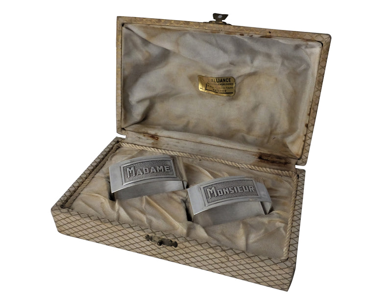 PAIR OF MR  & MRS NAPKIN RINGS